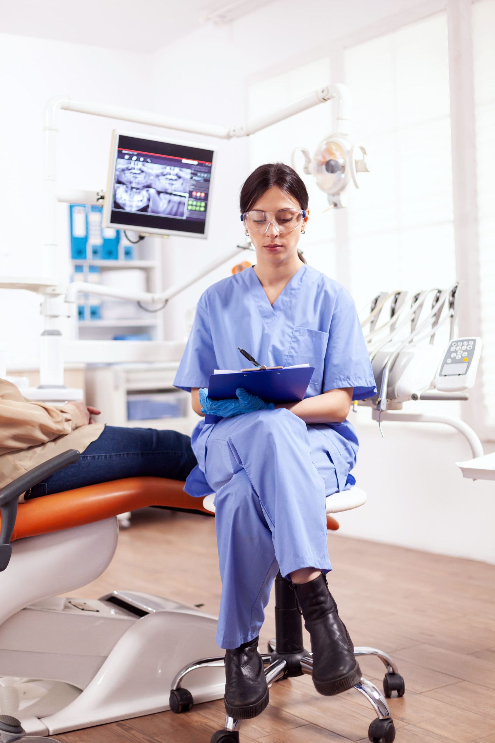 roselands-dental-clinic