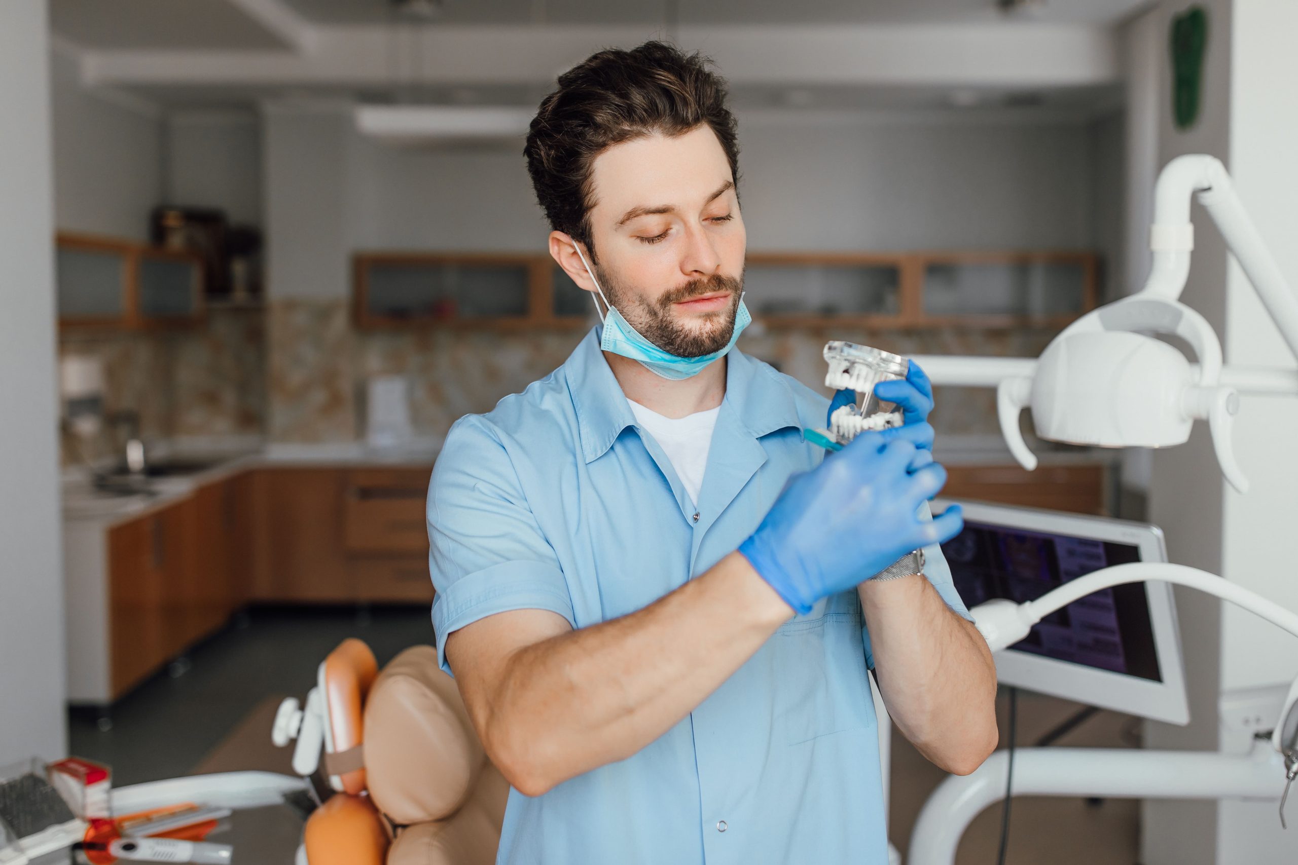 dentist-near-leaside